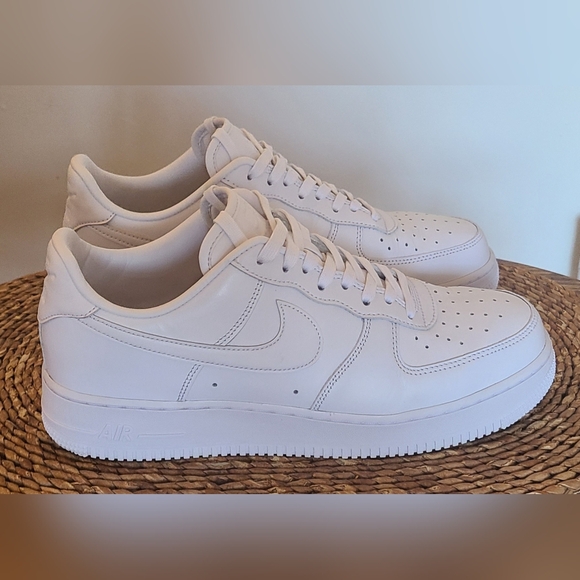 Air Force 1 '07 Fresh White - Picture 4 of 6
